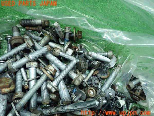 3UPJ=14130720]ポルシェ カイエン957 2009y ボルト ネジ ナット ステー類 セット ジャンク _m1