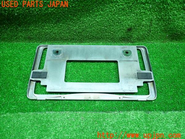 3UPJ=14400012]ランエボワゴン(CT9W)純正 ナンバープレート フレーム ライセンス MITSUBISHI メッキ 1点 中古_m2