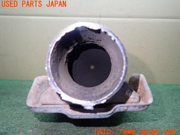 3UPJ=14440153]フェアレディZ 300ZX(CZ32)前期 純正 触媒② マニバーター マテリアル 約3.2Kg 切断加工品 ジャンク_m3