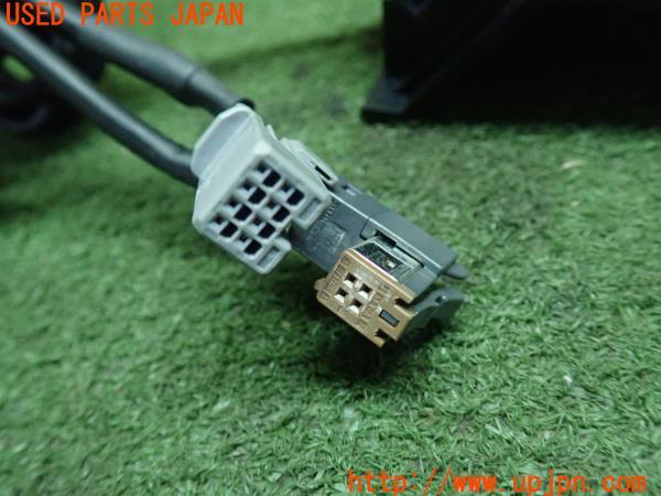 3UPJ=14470580]MIRAI(ミライ)(JPD10)純正 ワイヤレス充電器 861C0-62010 中古_m3