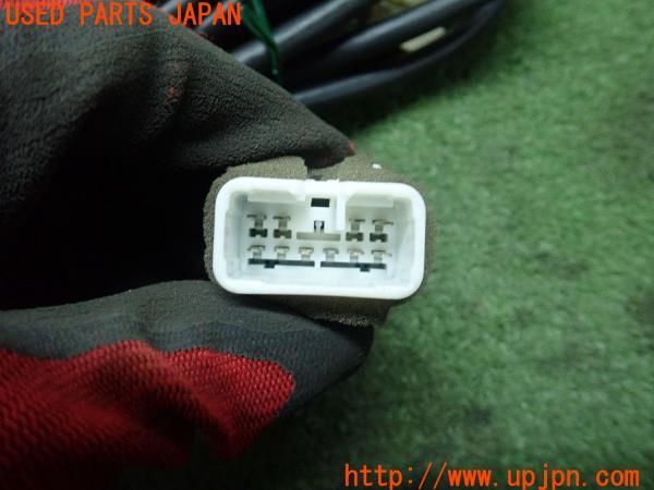 3UPJ=14490512]ランクル80系(FZJ80G)中期 TOYOTA トヨタ ヘッドレストモニター V7T-R54 ジャンク_m2