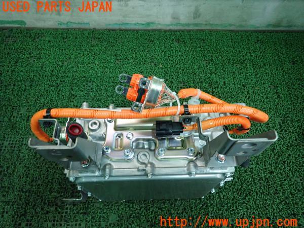 3UPJ=14500525]アウトランダーPHEV(GG3W)後期 純正 車載充電器 DC/DC コンバーター W005T70272 OBC EVバッテリーチャージャー 中古_m4
