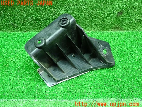 3UPJ=14530627]180SX(RPS13(改))S13系 後期 純正 フットレスト 足置き 6784035F00 中古_m3