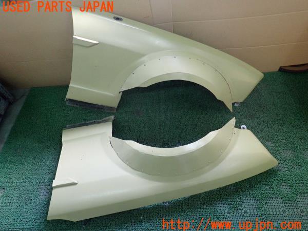 3UPJ=14600049]フォード マスタング GT(S197)純正加工? フロントフェンダー 中古_m0