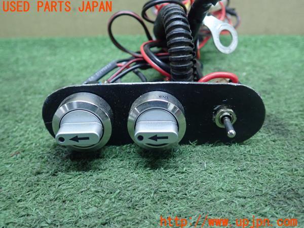 3UPJ=14600532]フォード マスタング GT(S197)社外 スイッチ 中古_m2