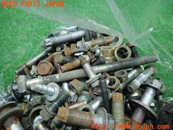 3UPJ=14640720]ハイエースバン200系(KDH206V)ボルト ネジ ナット ステー類 セット レジアスエース SGL 2型 標準幅 ジャンク_m1