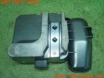 3UPJ=14680625]レクサス RC300h Fスポーツ(AVC10)前期 純正 42684-53010 パンク修理キット 中古_s2