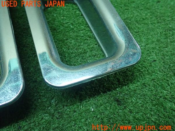 3UPJ=14830013]ジープラングラー(TJ40H)社外 グリルメッキカバー 中古_m2