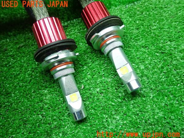 3UPJ=14850590]ハリアー(ZSU60W)前期 社外 ヘッドライト用 LEDバルブ ランプ 2点 中古_m3