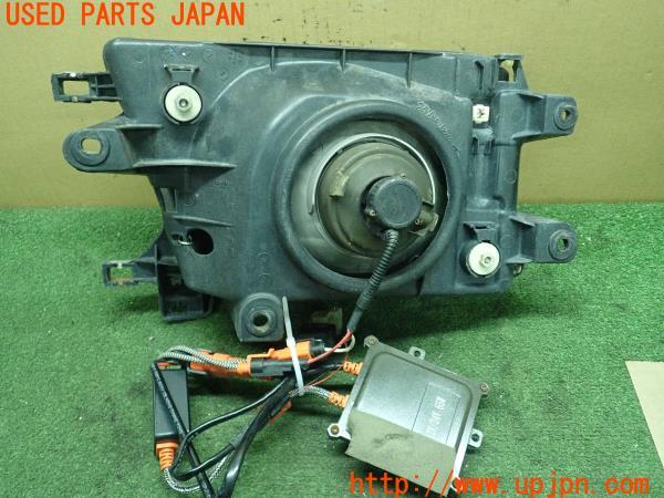 3UPJ=14880561]ハイラックスサーフ(KDN185W)後期 DEPO 312-1142 デポ ヘッドライト 中古_m4