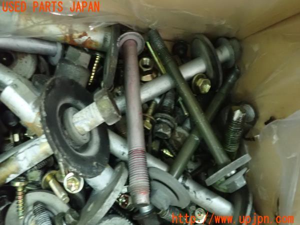 3UPJ=14950720]ハイラックスサーフ(VZN185W)後期 ボルト ネジ ナット ステー類 セット ジャンク _m1