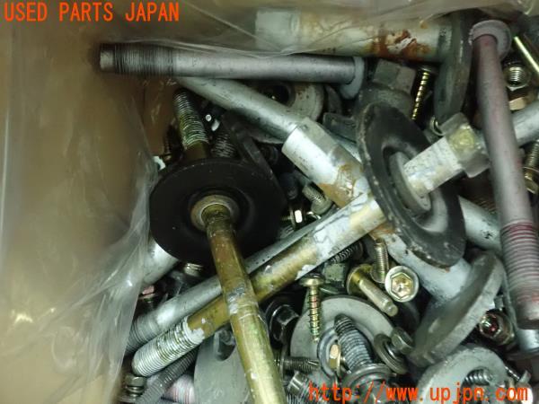 3UPJ=14950720]ハイラックスサーフ(VZN185W)後期 ボルト ネジ ナット ステー類 セット ジャンク _m4