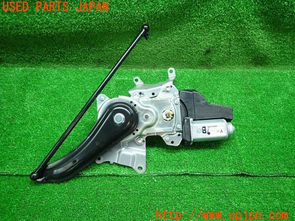 3UPJ=14990566]アウトランダーPHEV(GG3W)2代目 後期 純正 パワーバックドアモーター 427110-10711 電動 リアゲート 中古_m0