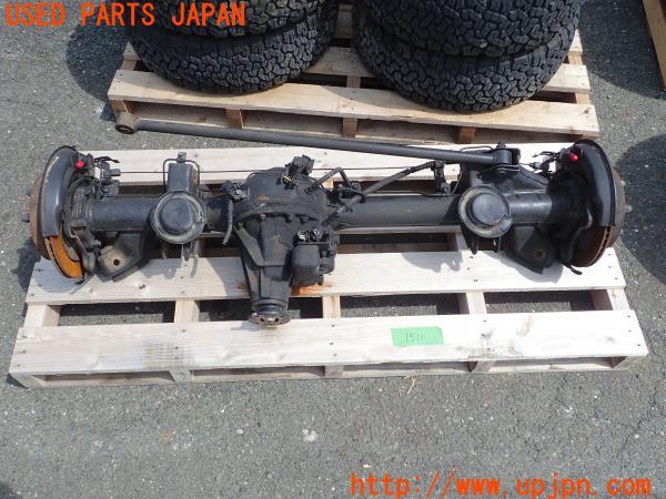 3UPJ=15100318]ランクルプラド(KZJ78W)70系 後期 純正 リアホーシング デフ 車軸懸架 リヤ 中古_m0