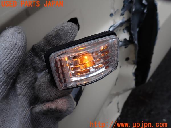 3UPJ=15100530]ランクルプラド(KZJ78W)70系 後期 XACTA ザクタ クリア サイドマーカー 818-58313 クリスタル 左右 中古_m4