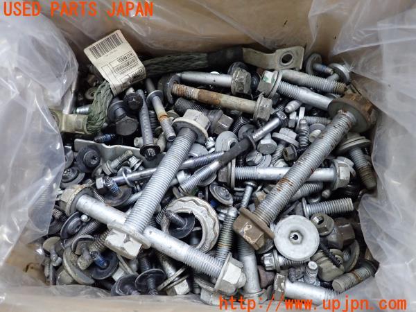 3UPJ=15120720]BMW X5(E70/E71)後期 LCI xDrive 35dブルーパフォーマンス ボルト ネジ ナット ステー類 セット ジャンク _m0