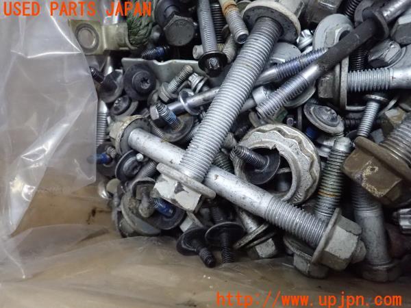 3UPJ=15120720]BMW X5(E70/E71)後期 LCI xDrive 35dブルーパフォーマンス ボルト ネジ ナット ステー類 セット ジャンク _m3