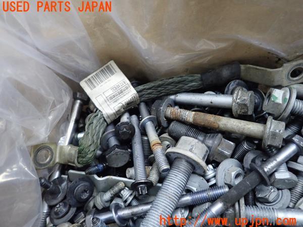 3UPJ=15120720]BMW X5(E70/E71)後期 LCI xDrive 35dブルーパフォーマンス ボルト ネジ ナット ステー類 セット ジャンク _m4