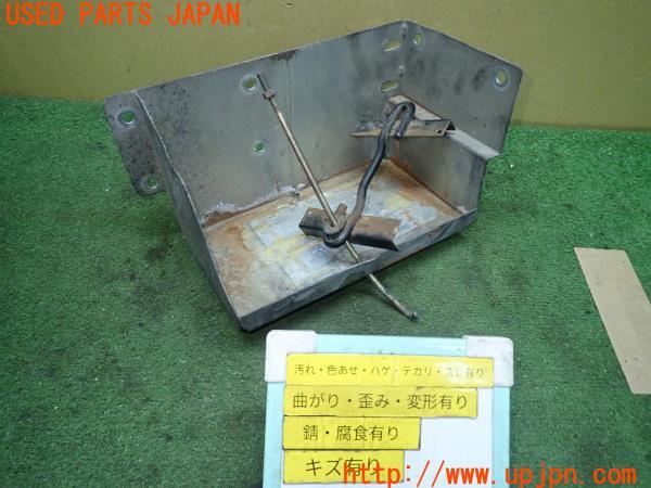 ランエボ5(CP9A)社外 バッテリーホルダー トレイ 中古 の商品