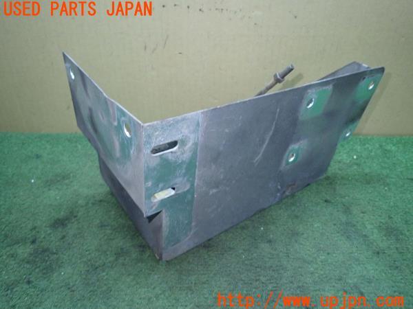 ランエボ5(CP9A)社外 バッテリーホルダー トレイ 中古 の商品