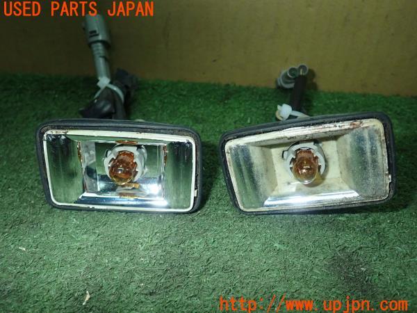 3UPJ=15530530]ランクル80系(FZJ80G)後期 XACTA ザクタ 818-58313 サイドマーカー 中古_m2