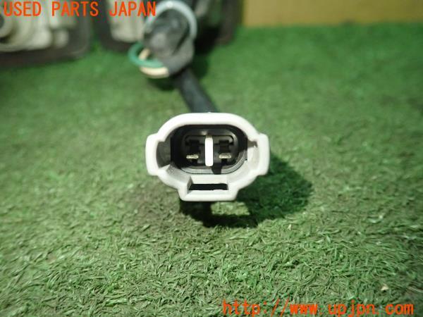 3UPJ=15530530]ランクル80系(FZJ80G)後期 XACTA ザクタ 818-58313 サイドマーカー 中古_m4