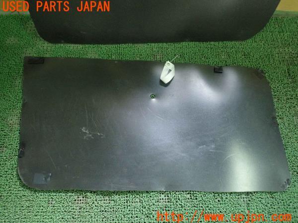 3UPJ=15540637]アルファロメオ 147GTA(937AXL)社外 ドア内張り パネル 中古_m2