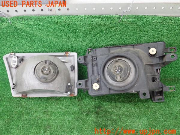 3UPJ=15660561]ハイラックスサーフ(RZN185W)DEPO デポ 312-1142 HR-97 ヘッドライト左右 中古_m1