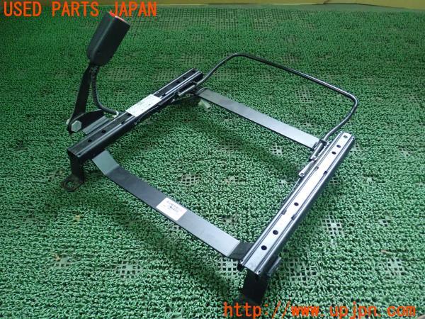 アコード ユーロR(CL7)カワイ製作所 KW-RA16 シートレール 運転席側 