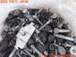 3UPJ=15920720]BMW・3シリーズ(8A20 F30)ネジ・ナット・ステー類 セット ジャンク_s1