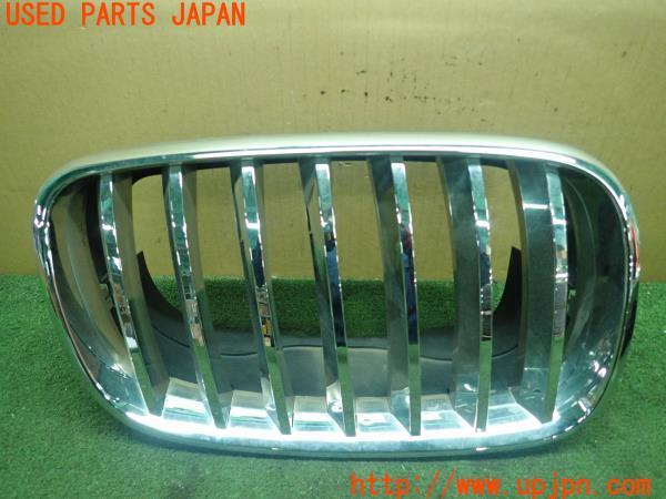 3UPJ=16250047]BMW X6(FG30 E71)前期 社外 フロントグリル キドニーグリル 中古_m1