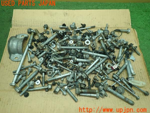 3UPJ=16250720]BMW X6(FG30 E71)前期 ネジ・ナット・ステー類 セット ジャンク_m0