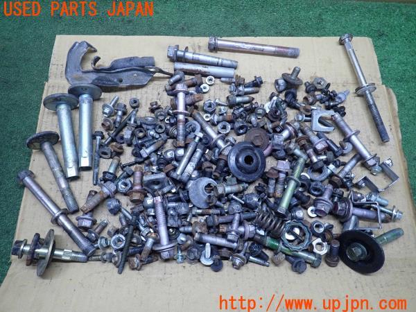 3UPJ=16480720]ハイエースバン(KDH205 1型)ネジ・ナット・ステー類 セット ジャンク_m0