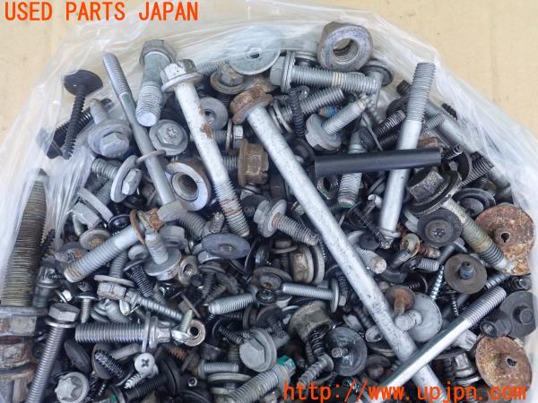3UPJ=16550720]BMW・X5(ZV30S E70)ネジ・ナット・ステー類 セット ジャンク_m1