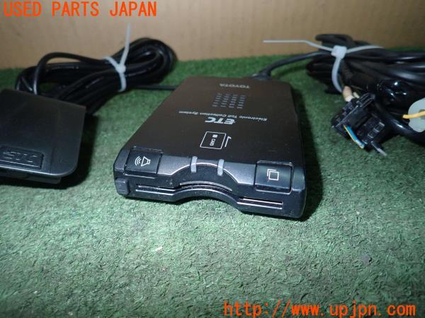 3UPJ=16780503]FJクルーザー(GSJ15W)トヨタ純正 08686-00242 ETC車載器 中古_m1