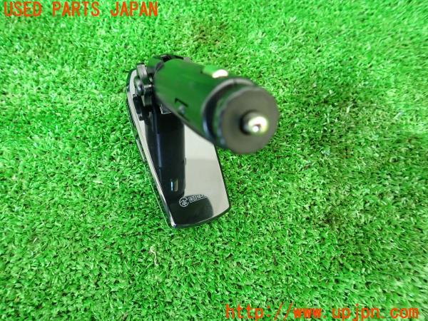 3UPJ=16920579]アウディ・Q7(4LBHKS)Ewin イーウィン FMトランスミッター 中古_m1
