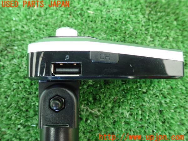 3UPJ=16920579]アウディ・Q7(4LBHKS)Ewin イーウィン FMトランスミッター 中古_m3