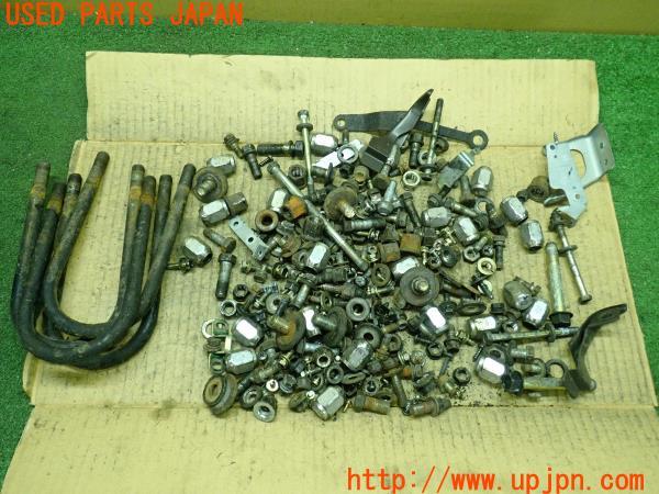 3UPJ=16970720]ランクル60(HJ61V(改))中期 ネジ・ナット・ステー類 セット ジャンク_m0