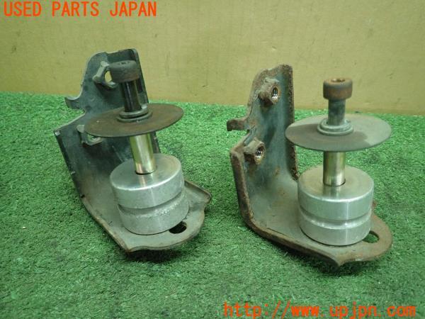 3UPJ=16980112]ランクル100(HDJ101K)前期 ZEAL? ラジエタースペーサー 中古_m1