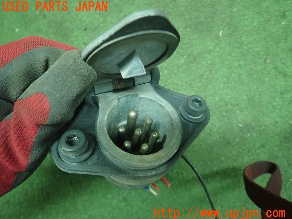 3UPJ=17270579]ランクル70(HZJ77V(改))中期 社外 ヒッチコンセント 7ピン 中古_m1