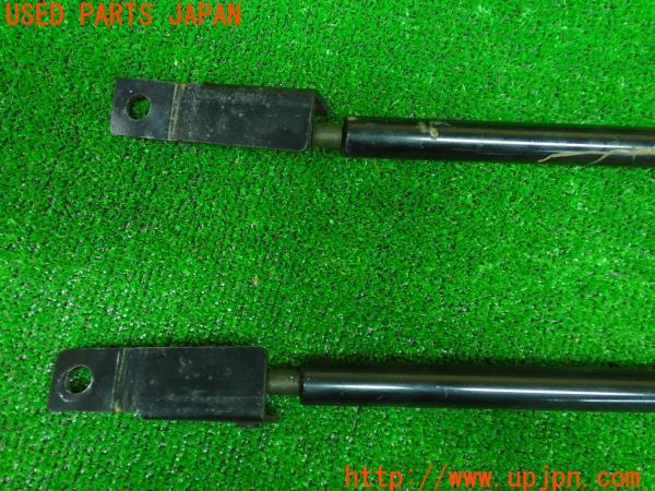 3UPJ=17330053]ジムニー(JB64W)社外 ボンネットダンパー 中古_m3