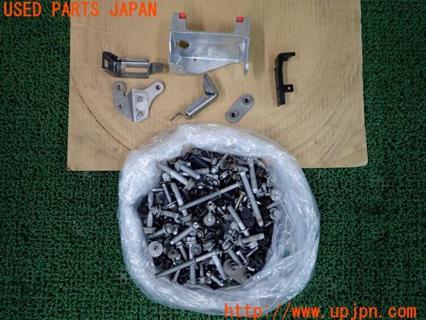 3UPJ=17350720]BMW 118i Mスポーツ(7K15 F40)ネジ・ナット・ステー類 ジャンク_m0