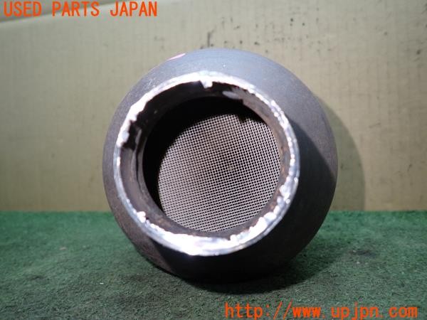 3UPJ=17410159]ヤリスクロス(MXPB15)純正 触媒 マニバーター マテリアル 約1.1Kg 切断加工品 ジャンク_m3