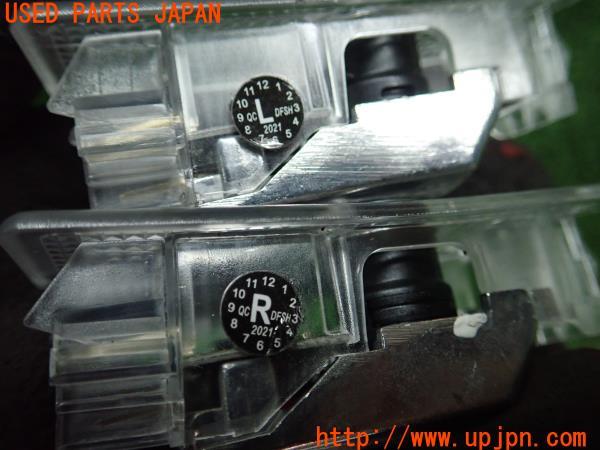 3UPJ=17590590]BMW ミニ ジョンクーパーワークス(R56)カーテシランプ 中古_m4