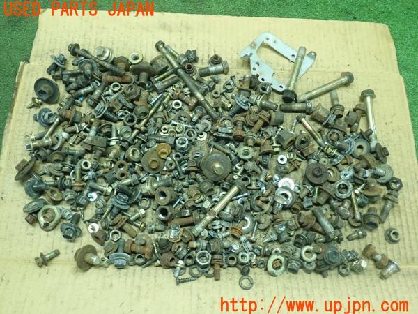 3UPJ=17690720]ランクル60(HJ61V(改))後期 ネジ・ナット・ステー類 セット ジャンク_m0