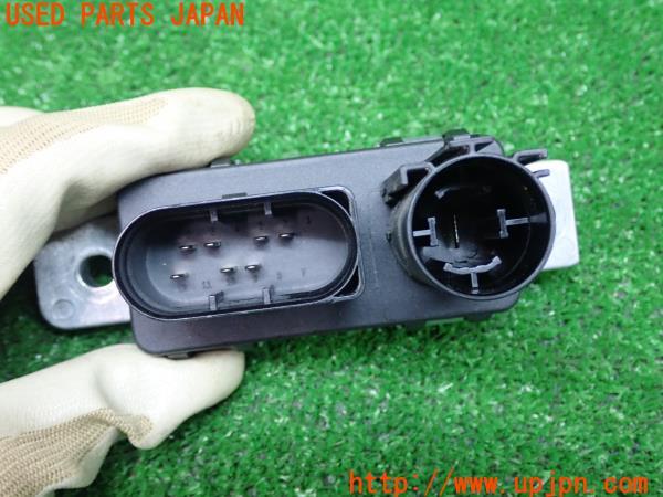 3UPJ=18020579]レンジローバーイヴォーク(LV2NB L538系)グローリレーコントロールモジュール  中古_m2