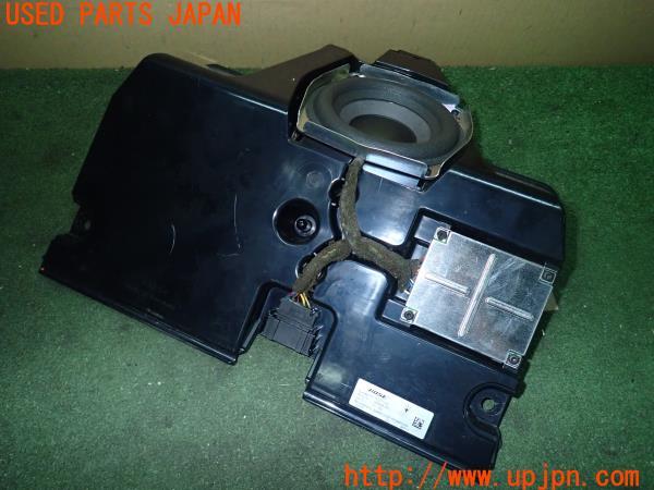 3UPJ=18040531]マセラティ クアトロポルテ(MQPG)純正 BOSE 67071100 サブウーハー 中古_m0