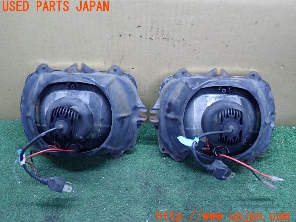 3UPJ=18070561]ランクルプラド(KZJ78W)後期 社外 ヘッドライト H4 中古_m3
