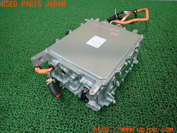 3UPJ=18080542]アウトランダーPHEV(GG3W)後期 純正 DC/DCコンバーター W005T70272/20306 0231 中古_m2