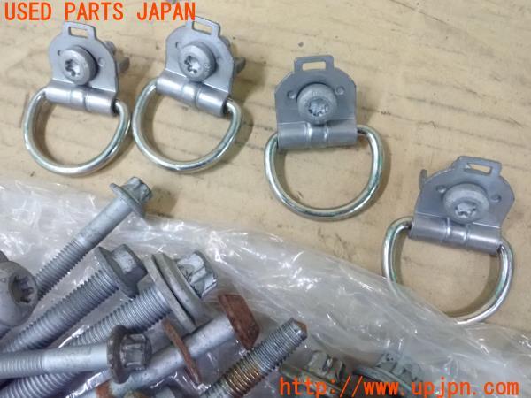 3UPJ=18170720]ベンツ A180 Aクラス(176042 W176系)ネジ・ナット・ステー類 ジャンク_m1